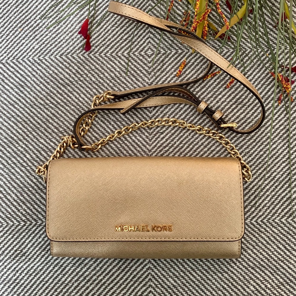 Michael Kors 2 in 1 wallet/crossbody